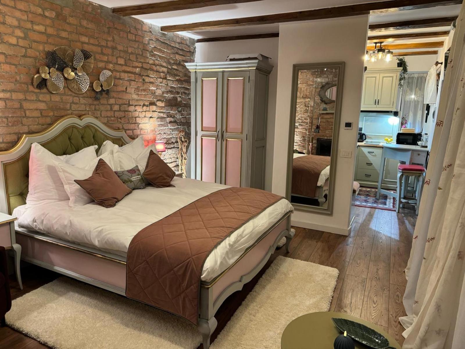 Studio Rezistenta Făgăraş Extérieur photo